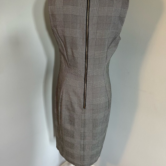 Calvin Klein ladies dress with grey pattern - Picture 2 of 3